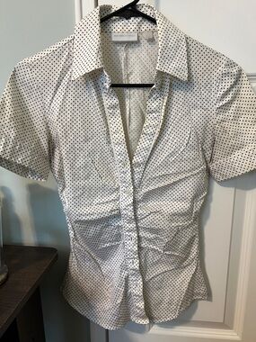 New York & Company White Short Sleeve Polka Dot Button-Down Shirt